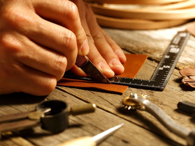 Da Saffiano Là Gì? Tìm Hiểu Chất Liệu Da Cao Cấp, Bền Bỉ 